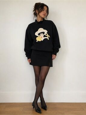 Grandmillennial Parisian Chic Vintage Appliqué Sweatshirt | Black | Size M